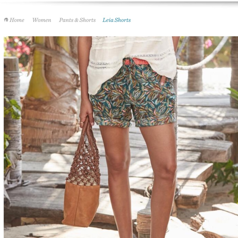 Sundance Catalog Leia Shorts Size Medium NWOT